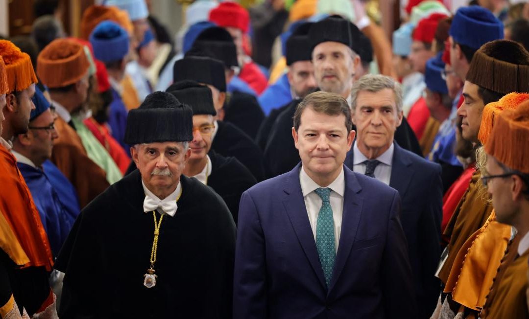 La Universidad de León ha acogido esta mañana el acto de inauguración del curso 2023-24 de las universidades de Castilla y León.